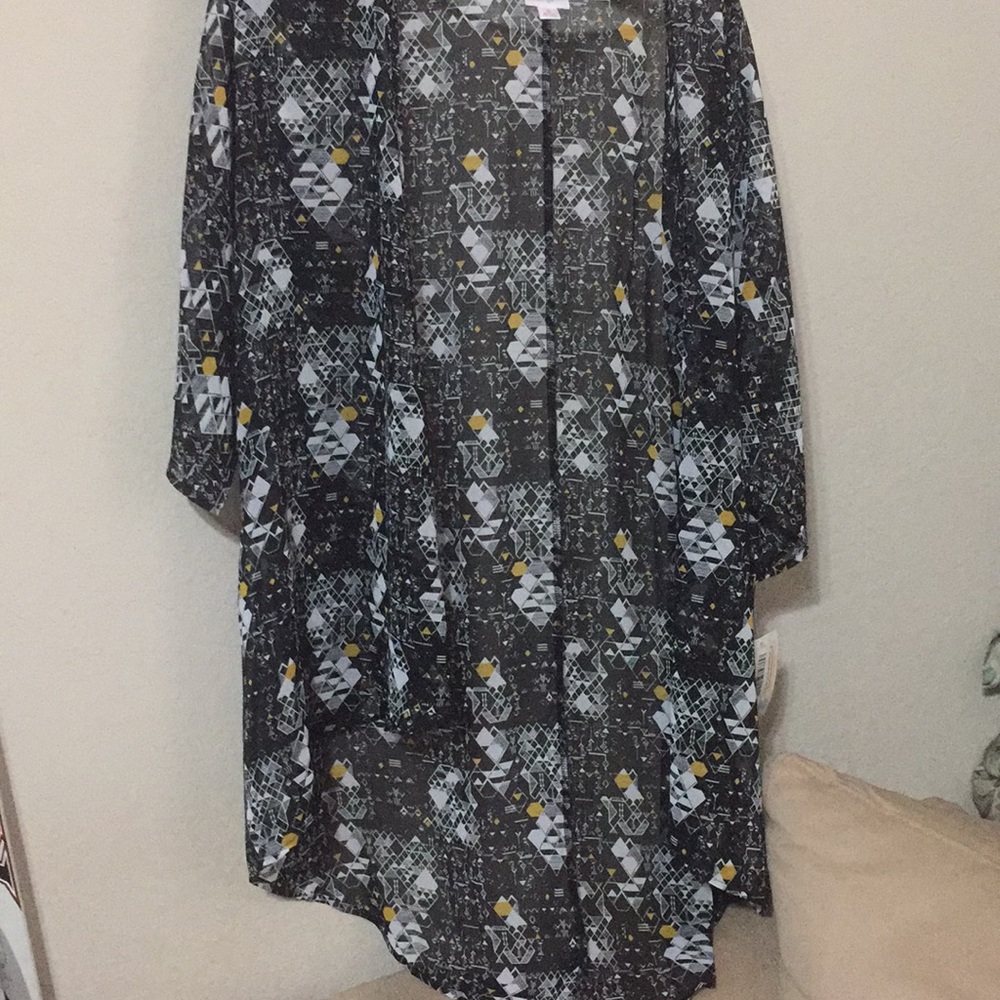 NWT Small LulaRoe Lyndsey